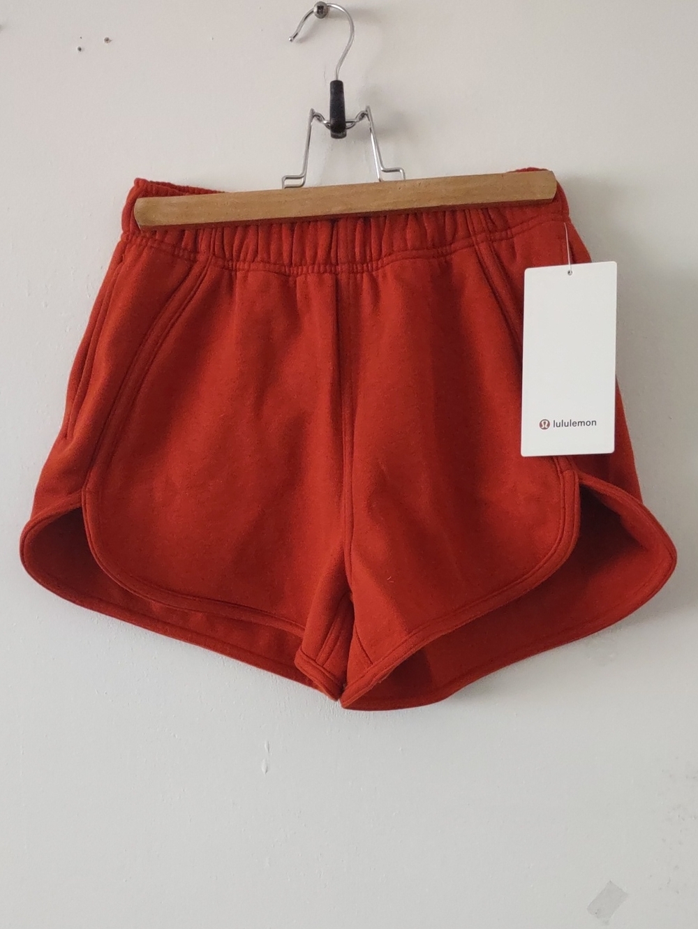 BRAND NEW LULULEMON ATHLETICA WMNS SCUBA MR OVERSIZED SHORT